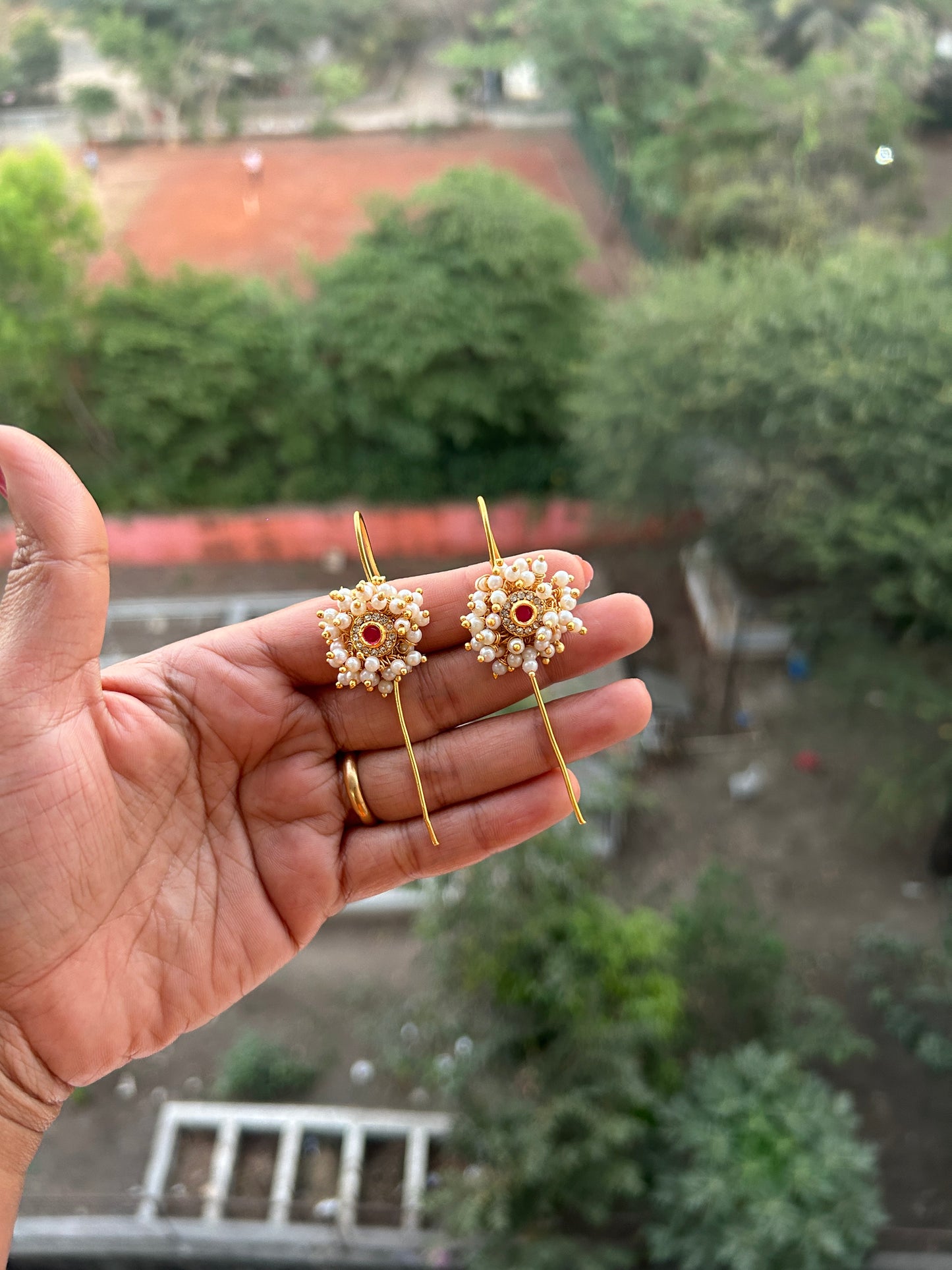 Pearl Needle Earcuff