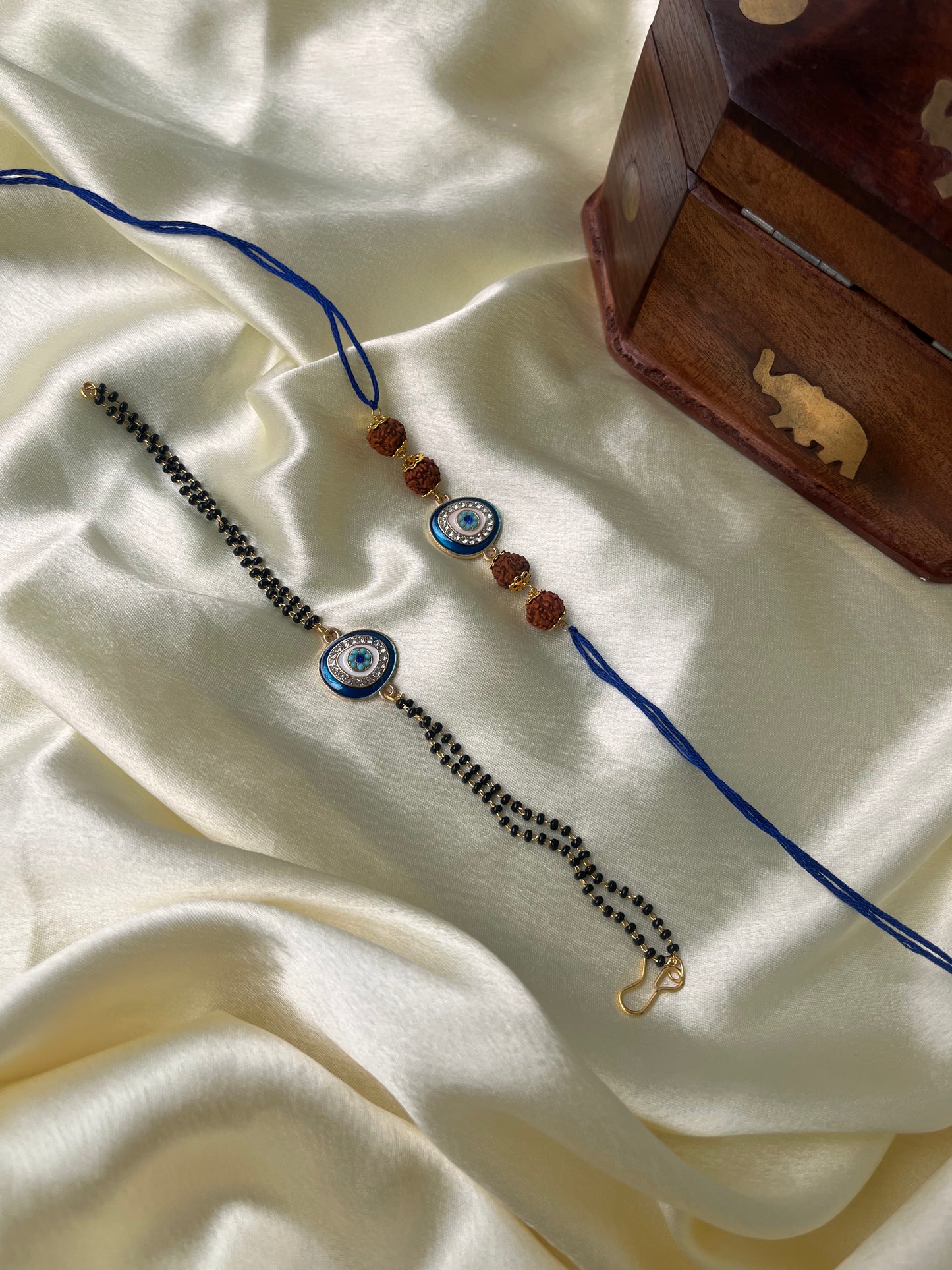 Couple Drishti Rakhi