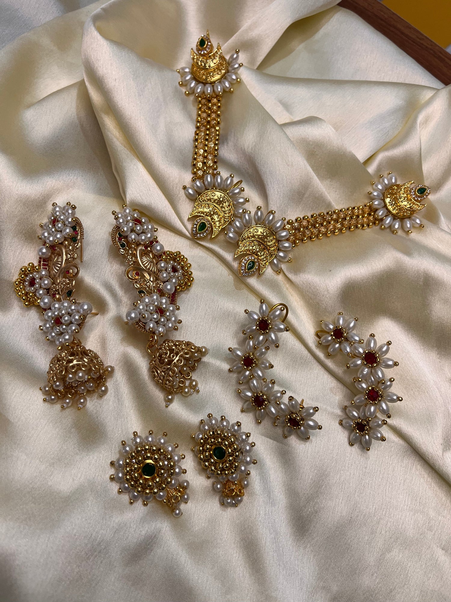 Ear-cuff/Earring/Bugadi (कर्ण भूषण)