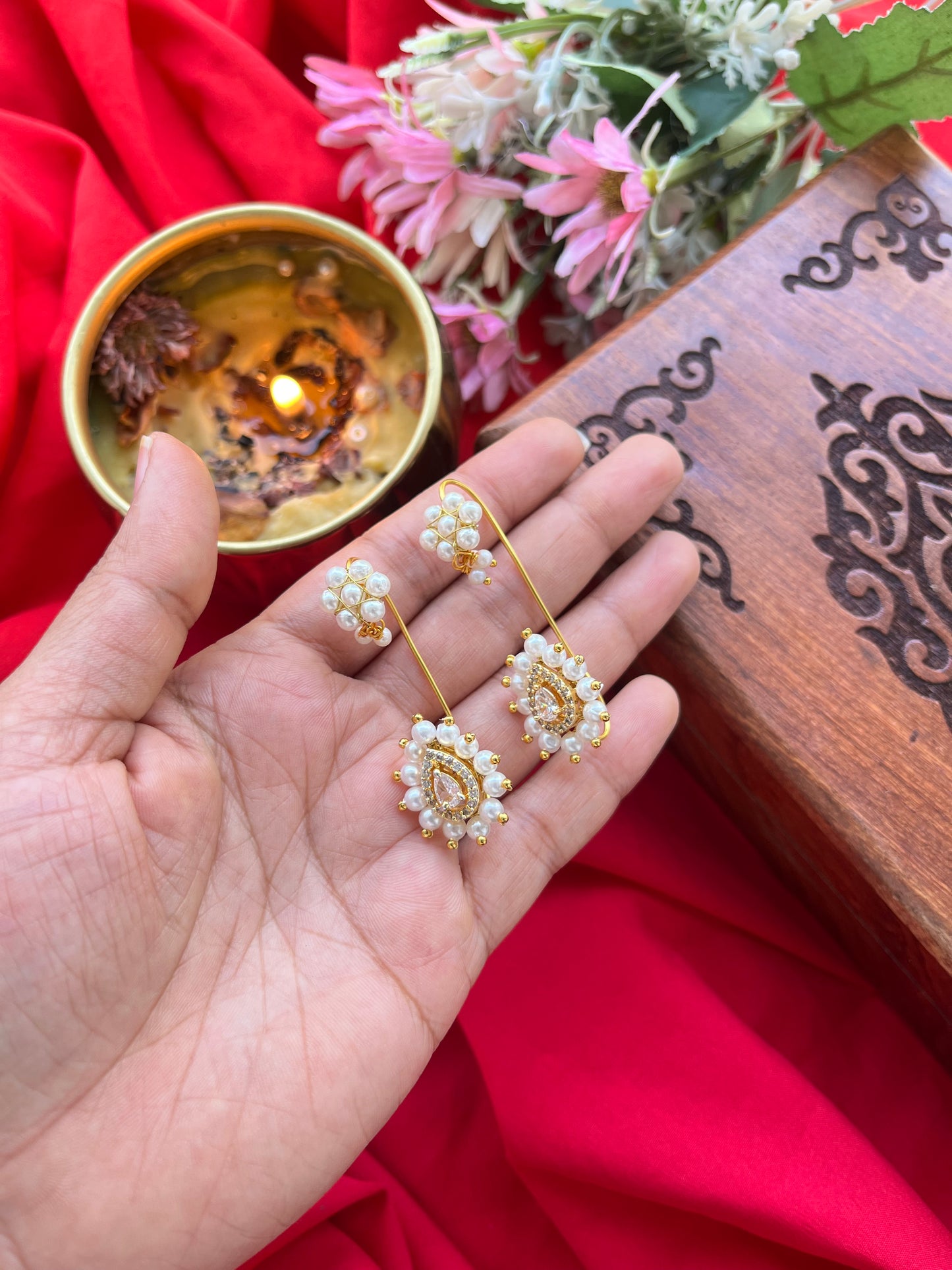 Kavya Earcuff (काव्या कर्णफूल )