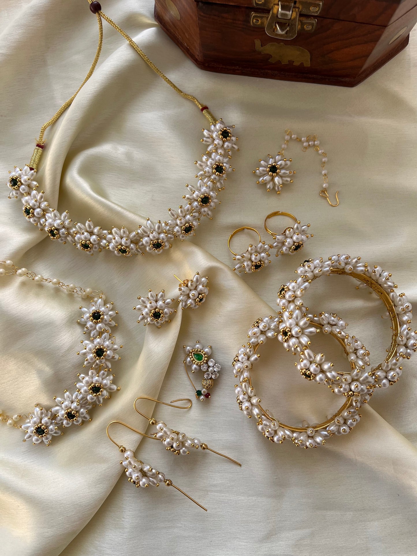 Mogara Jewellery combo set