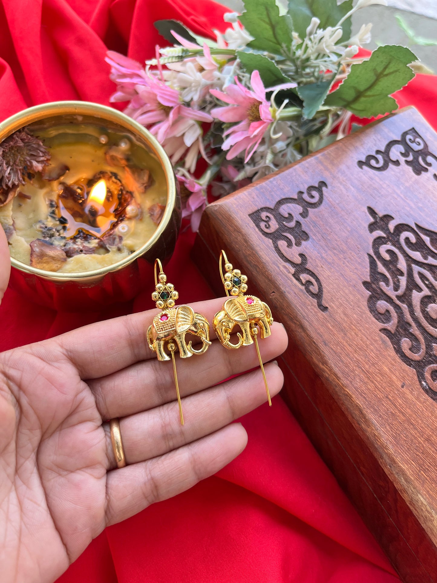 Gajmukta Earcuff