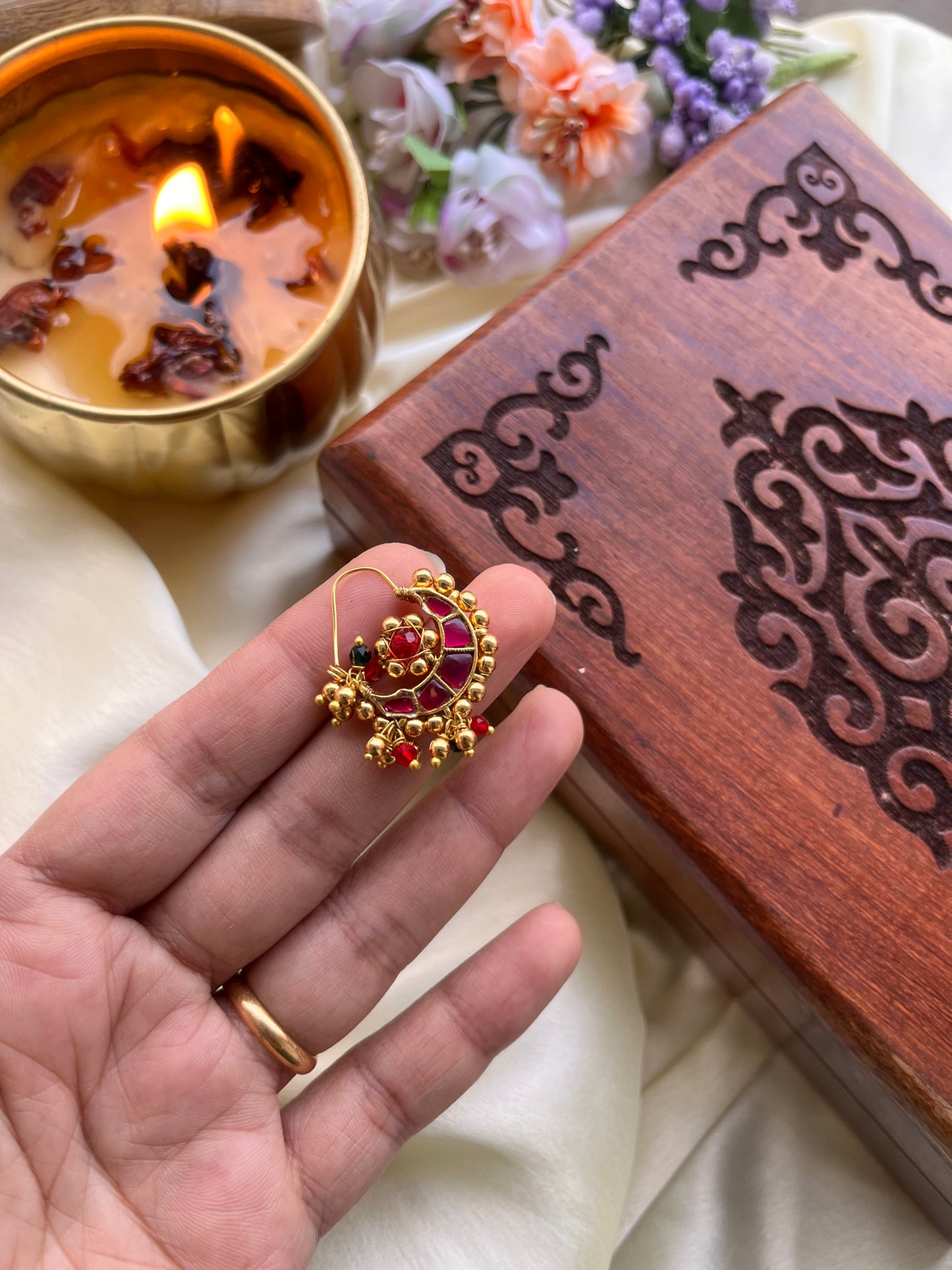 सुवर्णचंद्र नथ ( suvarnchandra nath )