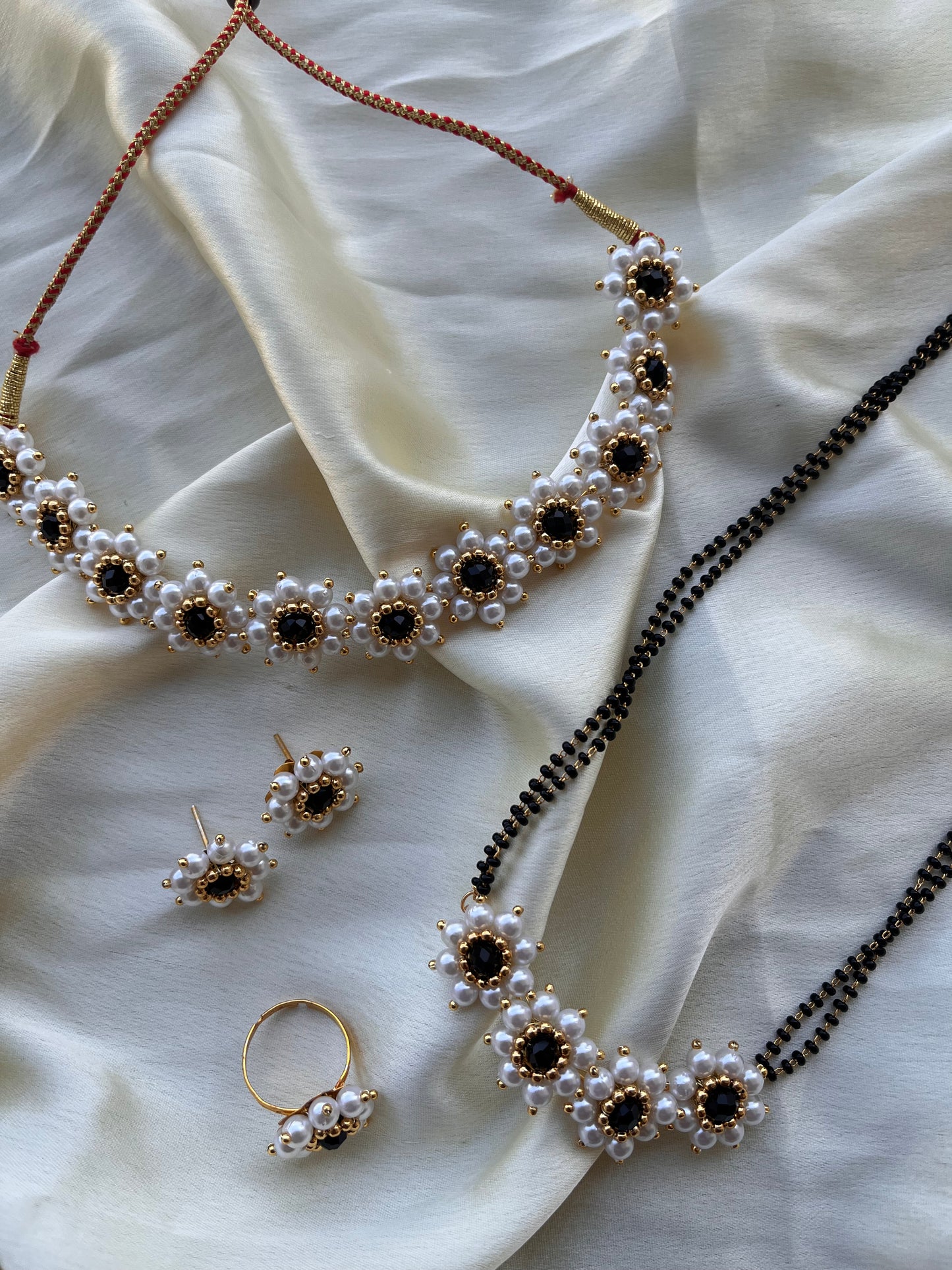 Sankrant special choker and manglsutra